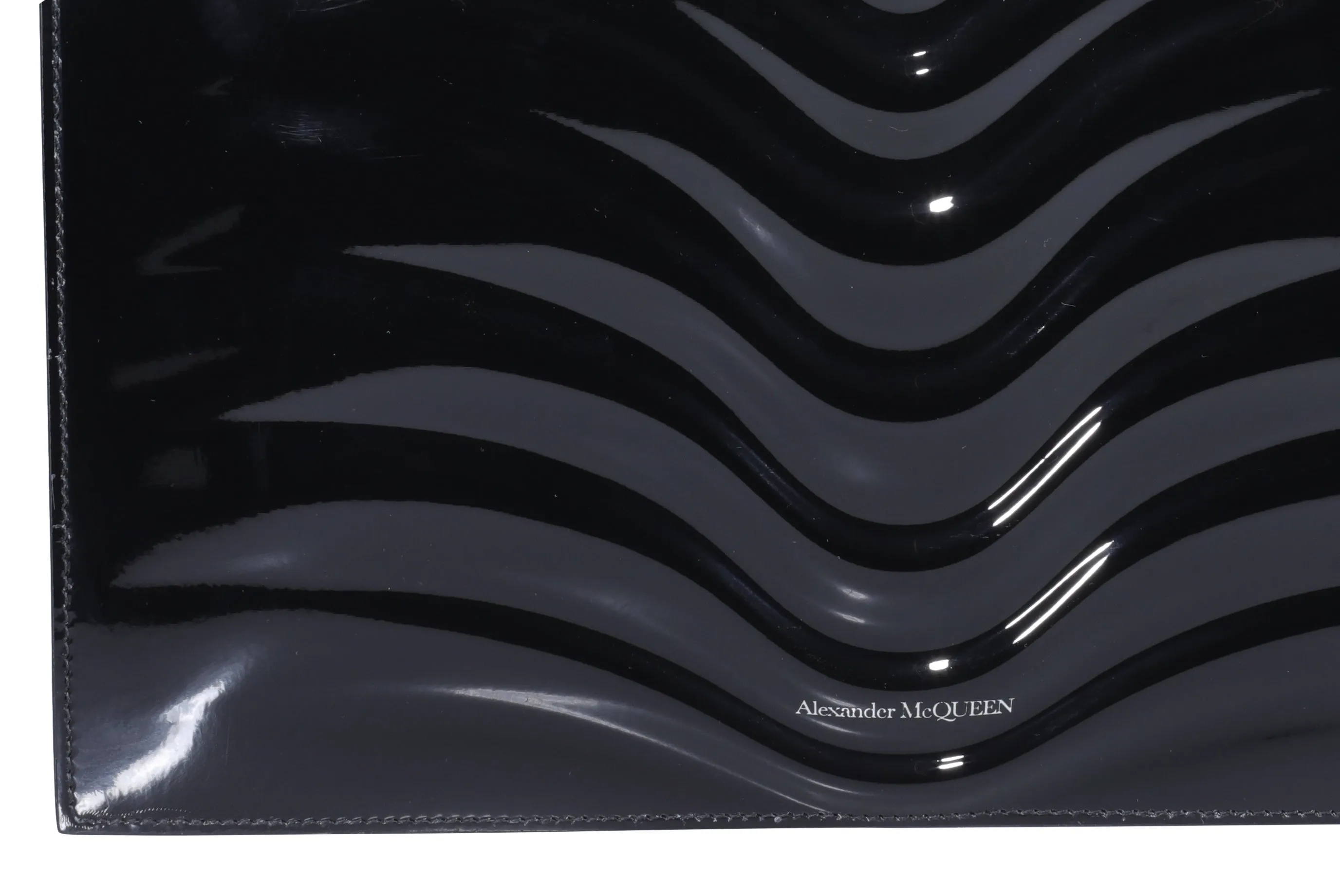 Alexander McQueen Wave Detailed Zipped Pouch