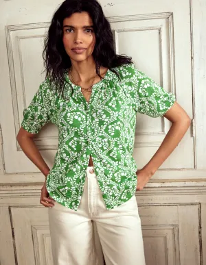 Isla Jersey Shirt-Iguana Green. Vine Sillouette