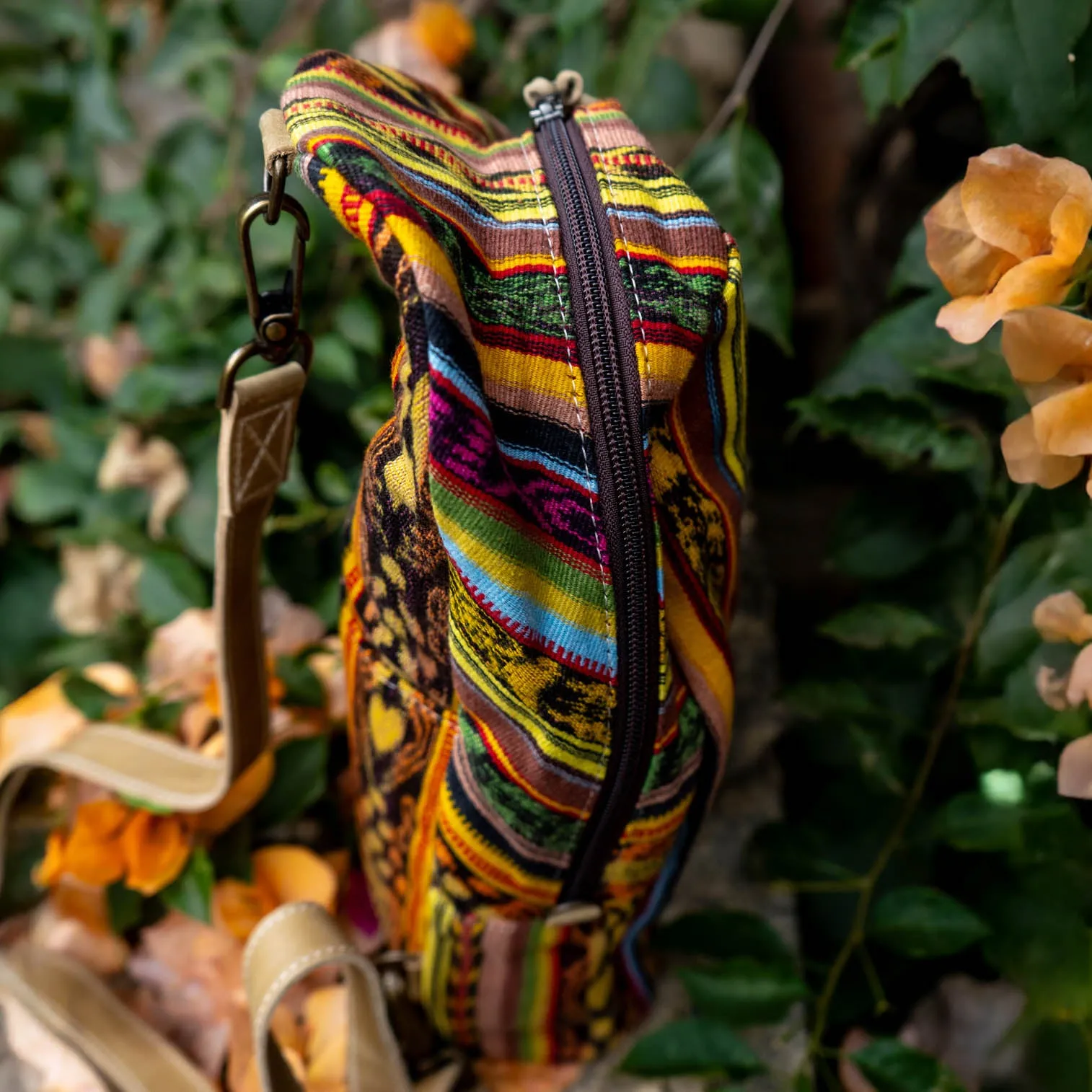 LARGE CROSSBODY SLING - CORTE - CAMEL - NO. 14870